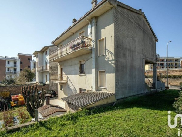 appartamento in vendita a Massignano in zona Marina di Massignano