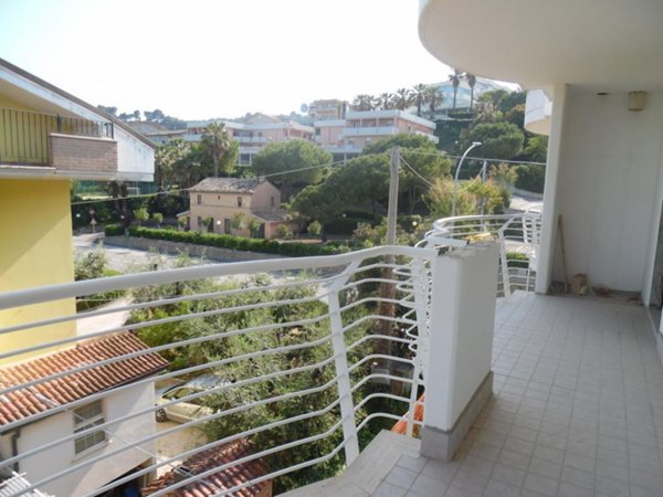 appartamento in vendita a Massignano in zona Marina di Massignano