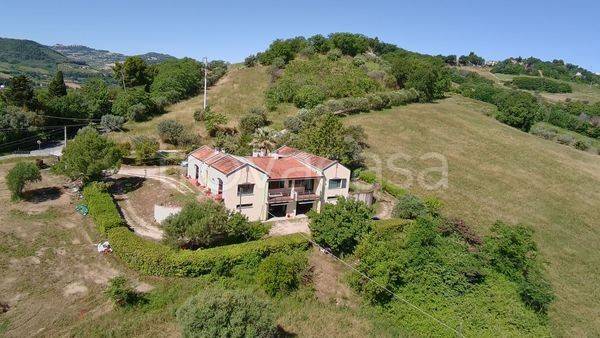 casa indipendente in vendita a Massignano