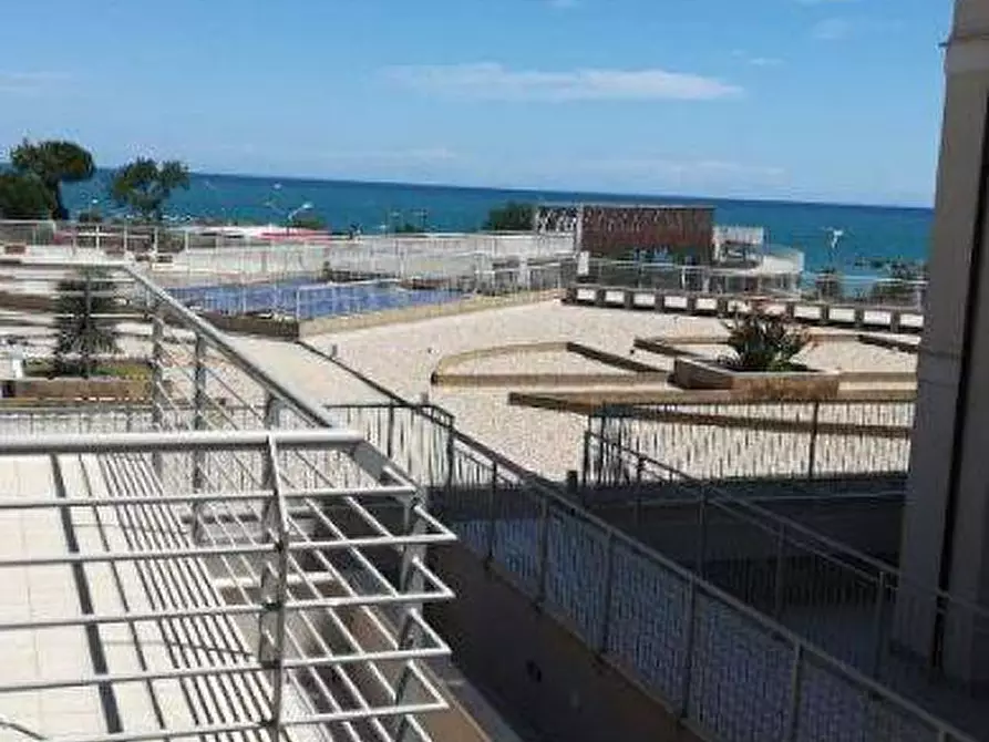appartamento in vendita a Massignano in zona Marina di Massignano