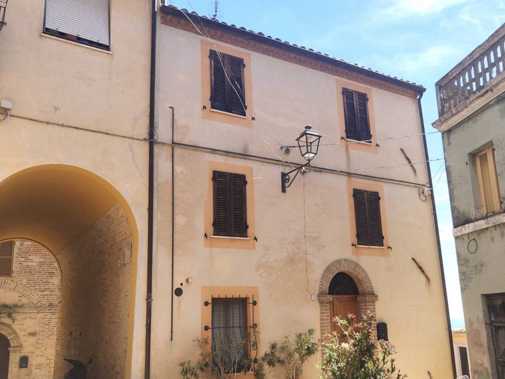 casa indipendente in vendita a Massignano