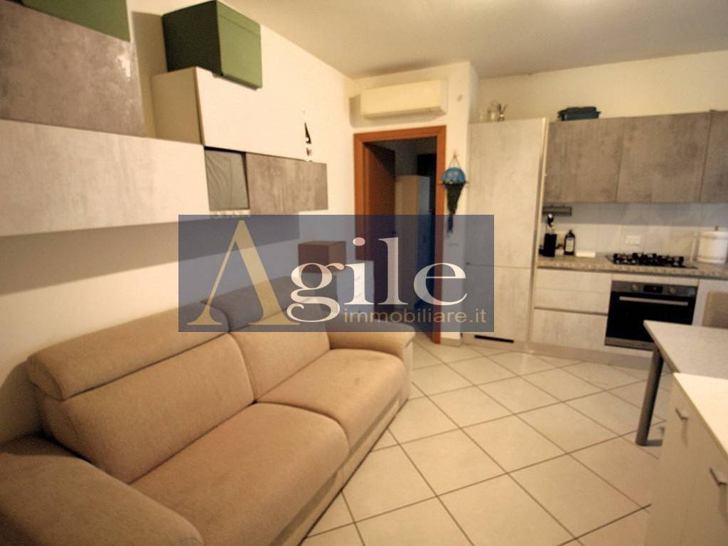 appartamento in vendita a Massignano in zona Marina di Massignano