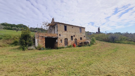 casa indipendente in vendita a Massignano