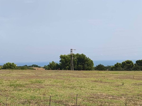 casale in vendita a Massignano in zona Marina di Massignano