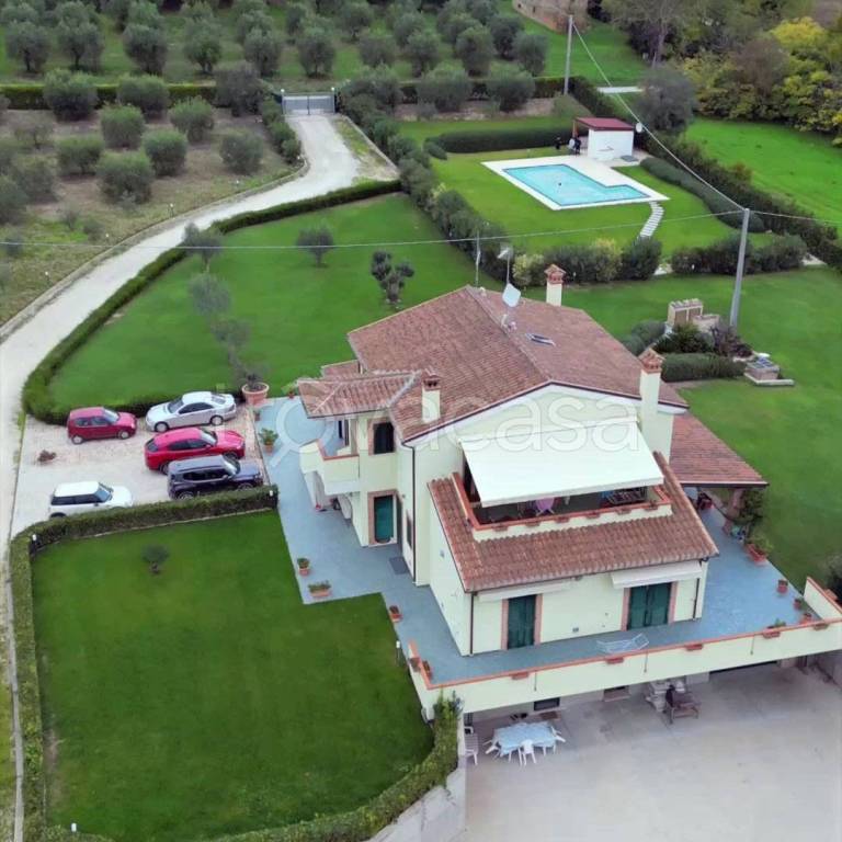 casa indipendente in vendita a Massignano