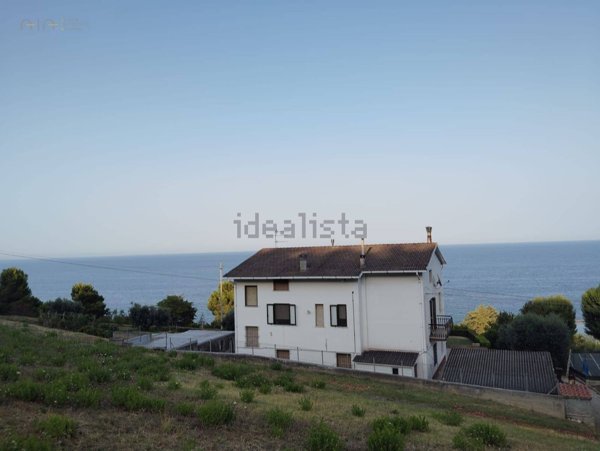 casa indipendente in vendita a Massignano in zona Marina di Massignano