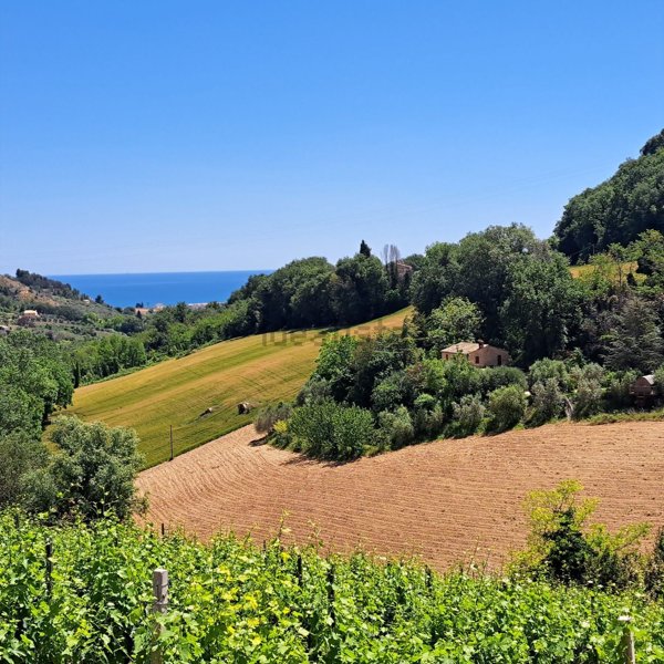 casale in vendita a Massignano