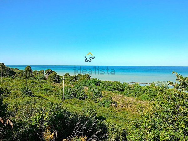 appartamento in vendita a Massignano in zona Marina di Massignano