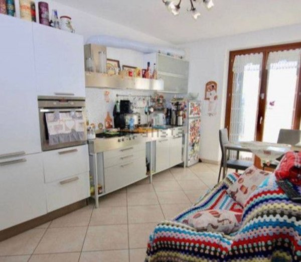appartamento in vendita a Massignano in zona Villa Santi