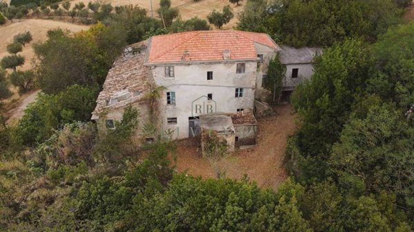 casa indipendente in vendita a Massignano