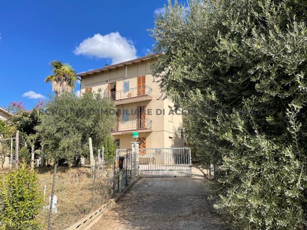 casa indipendente in vendita a Massignano