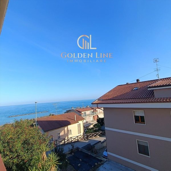 appartamento in vendita a Massignano in zona Marina di Massignano