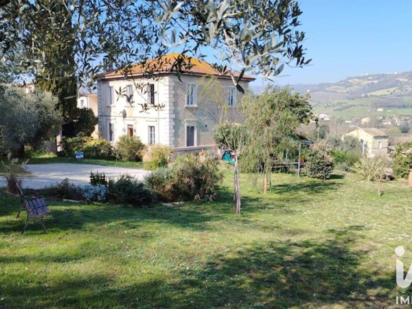 casa indipendente in vendita a Massignano in zona Villa Santi