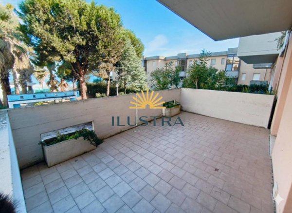 appartamento in vendita a Massignano in zona Marina di Massignano