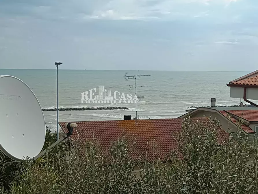 appartamento in vendita a Massignano in zona Marina di Massignano