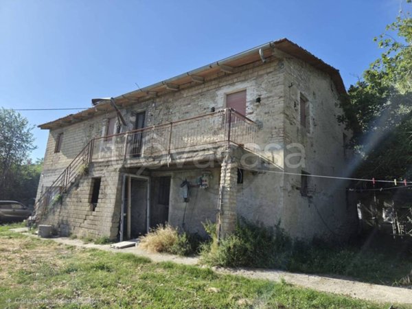 casa indipendente in vendita a Massignano