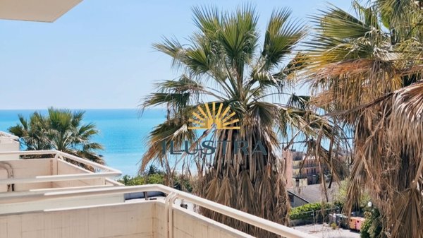 appartamento in vendita a Massignano in zona Marina di Massignano