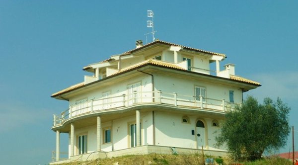 casa indipendente in vendita a Monsampolo del Tronto in zona Stella