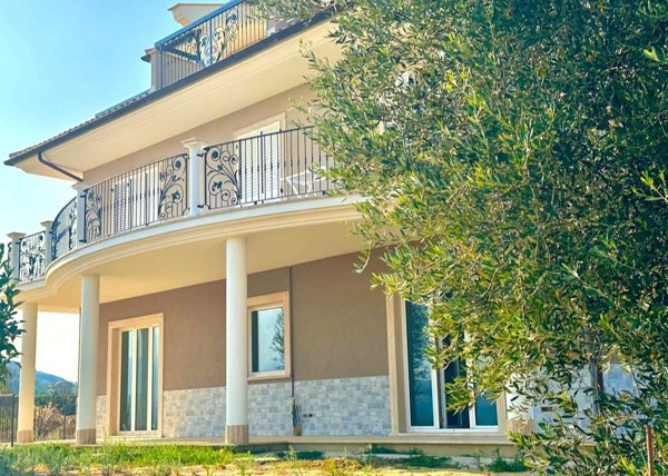 casa indipendente in vendita a Monsampolo del Tronto in zona Stella