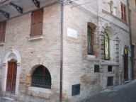 casa indipendente in vendita a Monsampolo del Tronto