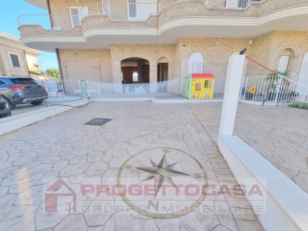 appartamento in vendita a Monsampolo del Tronto in zona Stella