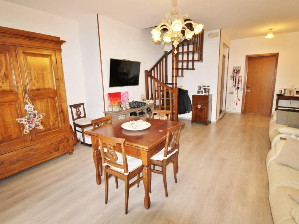 appartamento in vendita a Monsampolo del Tronto in zona Stella