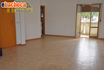 appartamento in vendita a Monsampolo del Tronto in zona Stella