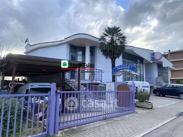 locale di sgombero in vendita a Monsampolo del Tronto in zona Stella