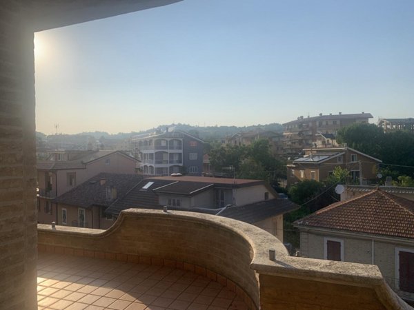 appartamento in vendita a Monsampolo del Tronto