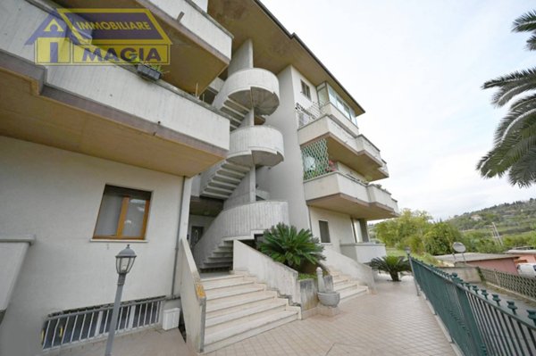 appartamento in vendita a Monsampolo del Tronto in zona Stella