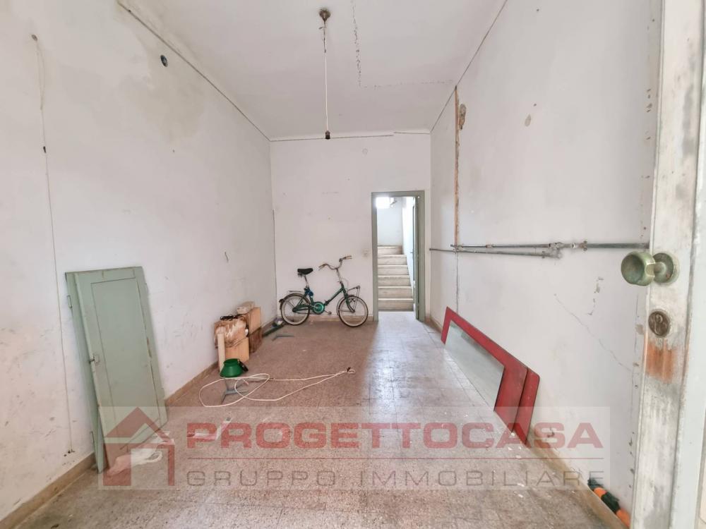 casa indipendente in vendita a Monsampolo del Tronto