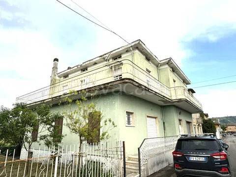 casa indipendente in vendita a Monsampolo del Tronto in zona Stella