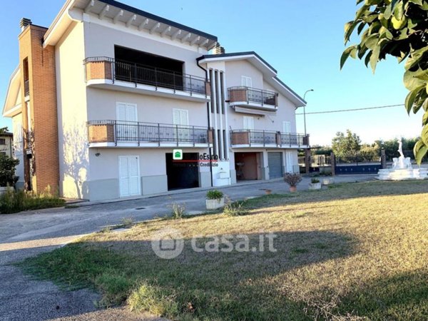 casa indipendente in vendita a Monsampolo del Tronto in zona Stella