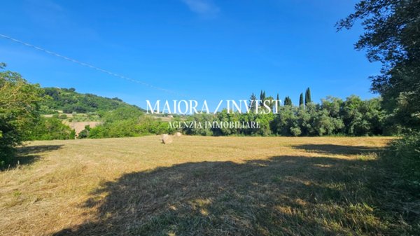 casa indipendente in vendita a Monsampolo del Tronto