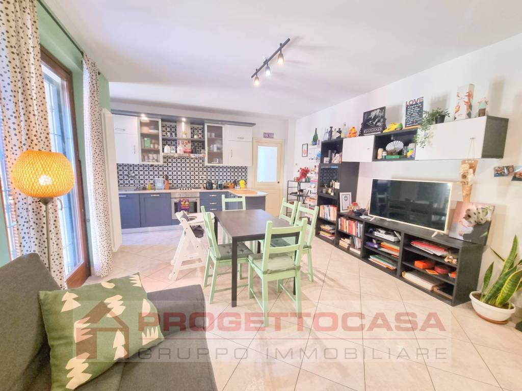 appartamento in vendita a Monsampolo del Tronto in zona Stella