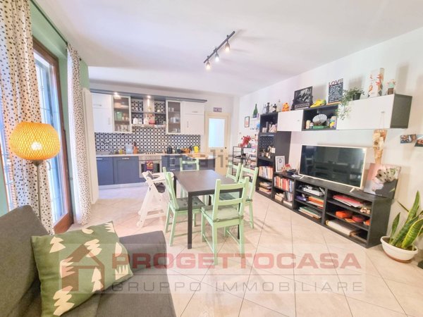 appartamento in vendita a Monsampolo del Tronto in zona Stella