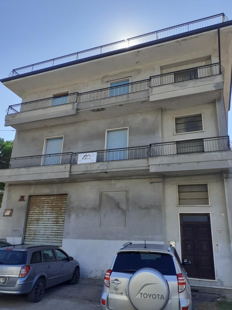 appartamento in vendita a Monsampolo del Tronto in zona Stella