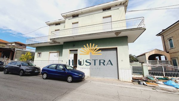 casa indipendente in vendita a Monsampolo del Tronto in zona Stella