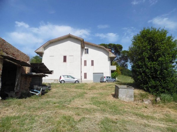 casa indipendente in vendita a Monsampolo del Tronto