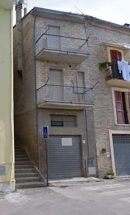 casa indipendente in vendita a Monsampolo del Tronto