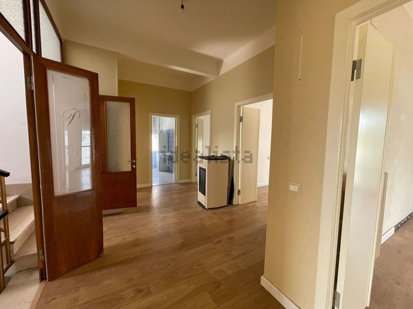 casa indipendente in vendita a Monsampolo del Tronto