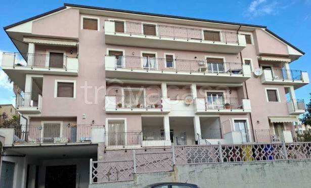 appartamento in vendita a Monsampolo del Tronto in zona Stella