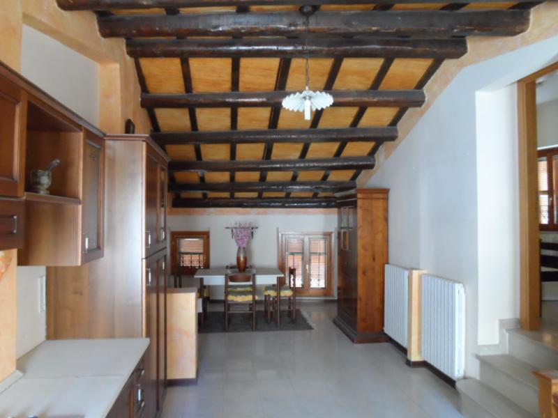 casa indipendente in vendita a Monsampolo del Tronto