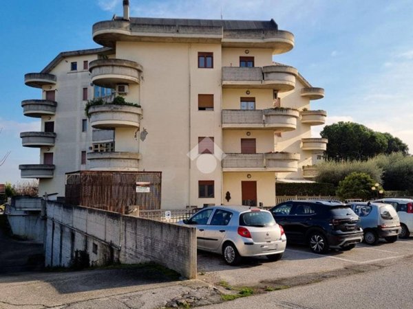 appartamento in vendita a Monsampolo del Tronto in zona Stella