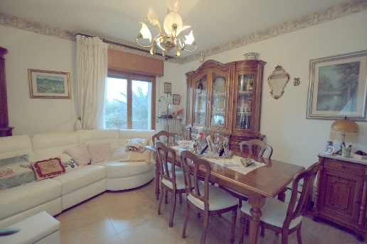 appartamento in vendita a Monsampolo del Tronto in zona Stella