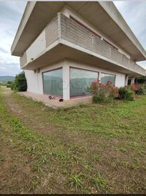 appartamento in vendita a Monsampolo del Tronto in zona Stella