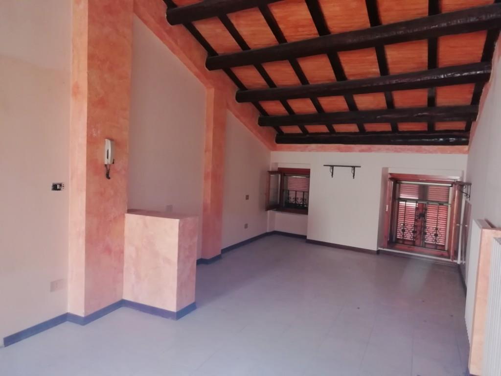 casa indipendente in vendita a Monsampolo del Tronto