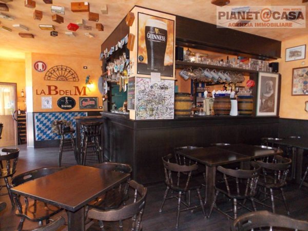 locale commerciale in vendita a Monsampolo del Tronto in zona Stella