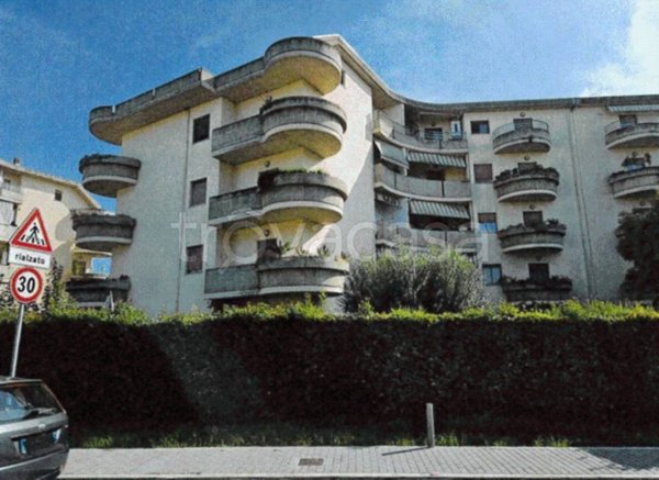 appartamento in vendita a Monsampolo del Tronto in zona Stella