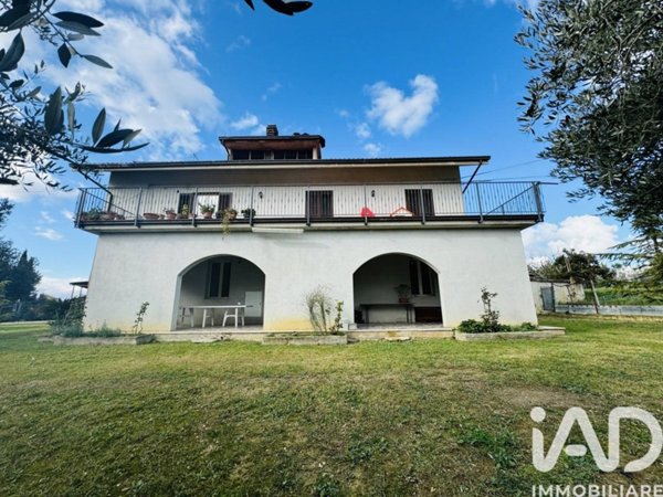 casa indipendente in vendita a Monsampolo del Tronto